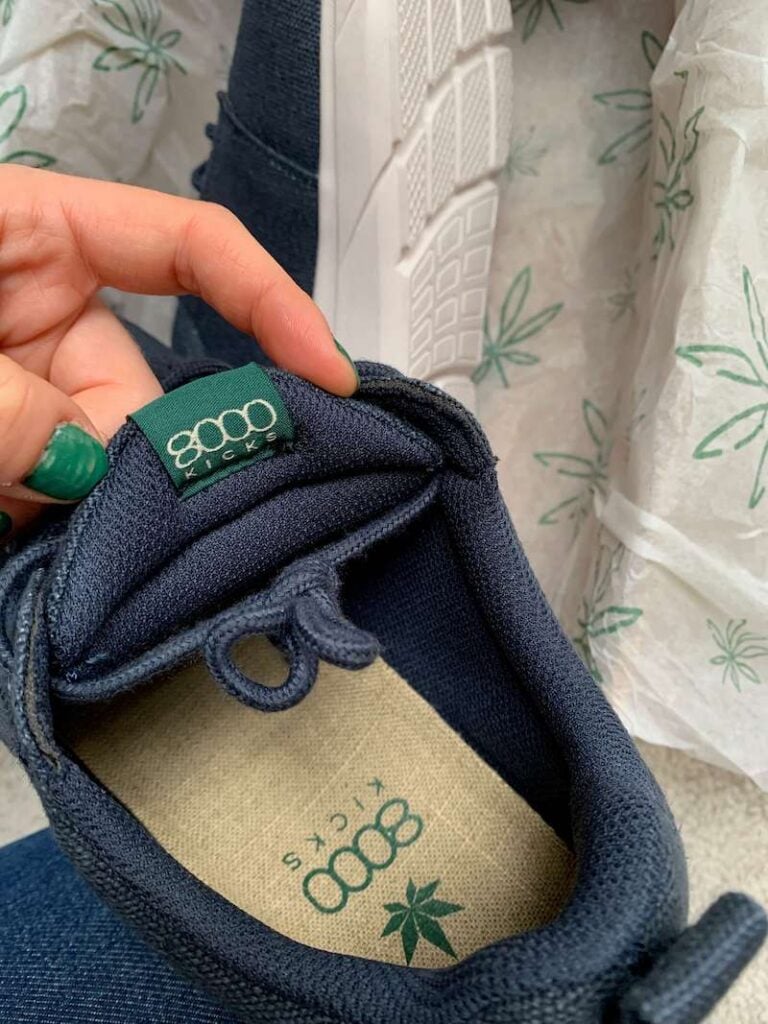 Picture showing inside the sneakers