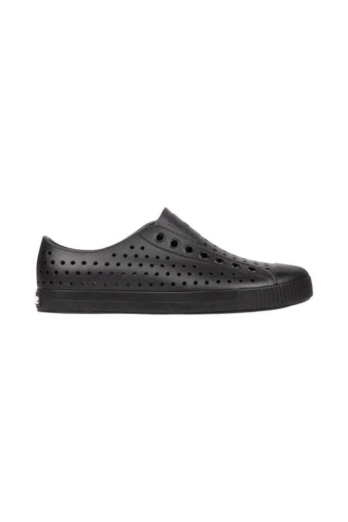 Native Shoes Jefferson, a sustainable alternative to Crocs